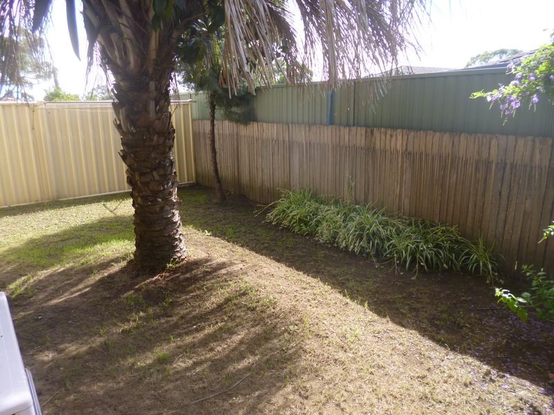 5/10 Harry Close, Blue Haven NSW 2262