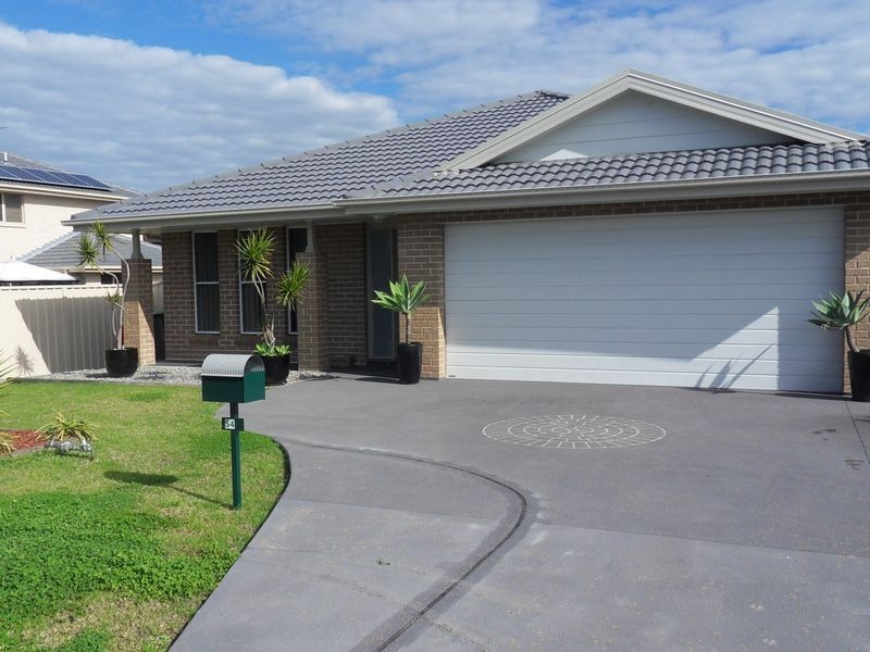 54 Waterside Drive, Woongarrah NSW 2259