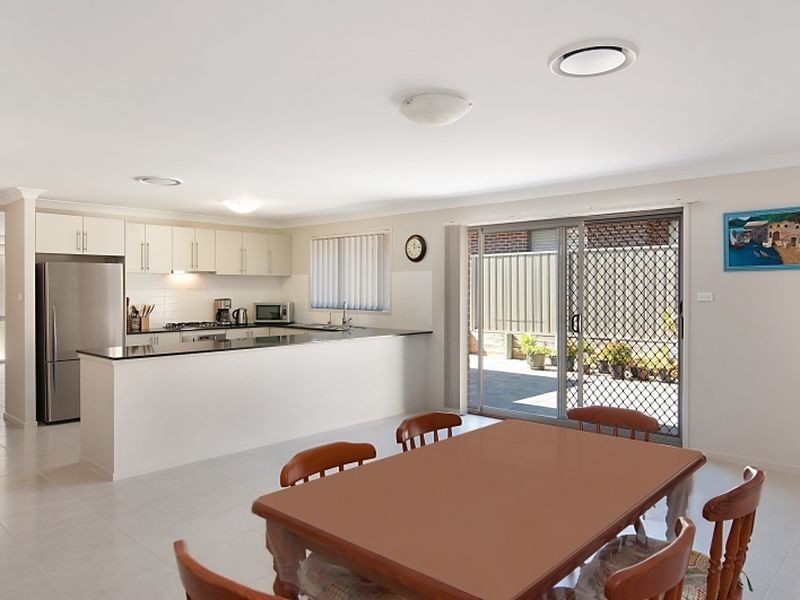 14 Hakone Road, Woongarrah NSW 2259