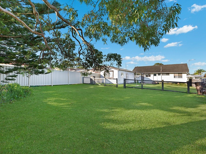 20 Athol Street, Toukley NSW 2263