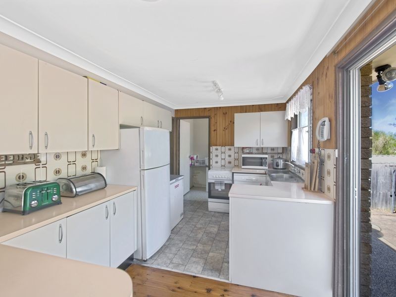 Gorokan NSW 2263