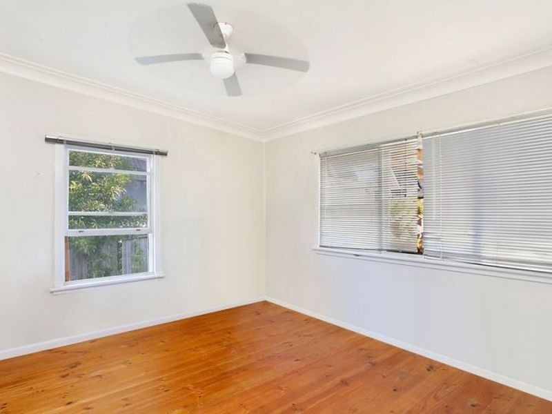 34 Malvina Parade, Gorokan NSW 2263