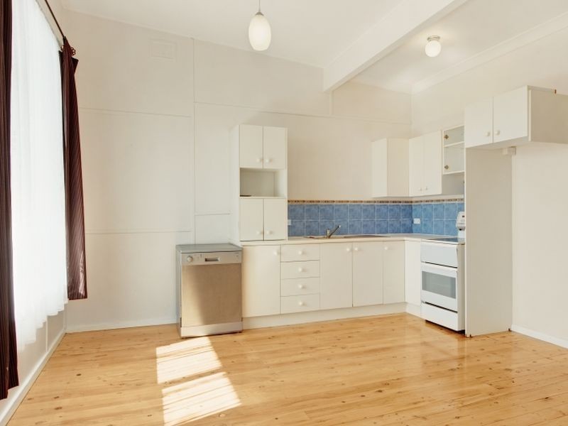 8 Glenavon Street, Toukley NSW 2263