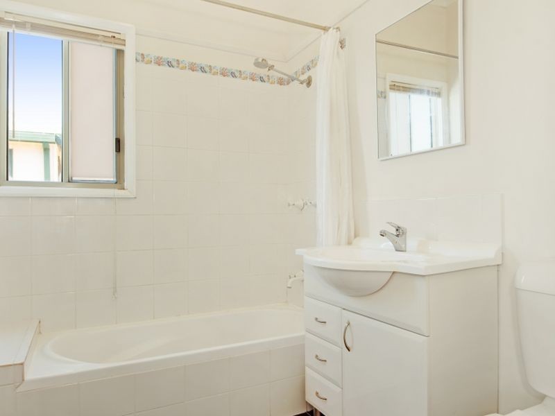 8 Glenavon Street, Toukley NSW 2263