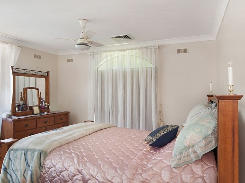 9 Marks Road, Gorokan NSW 2263