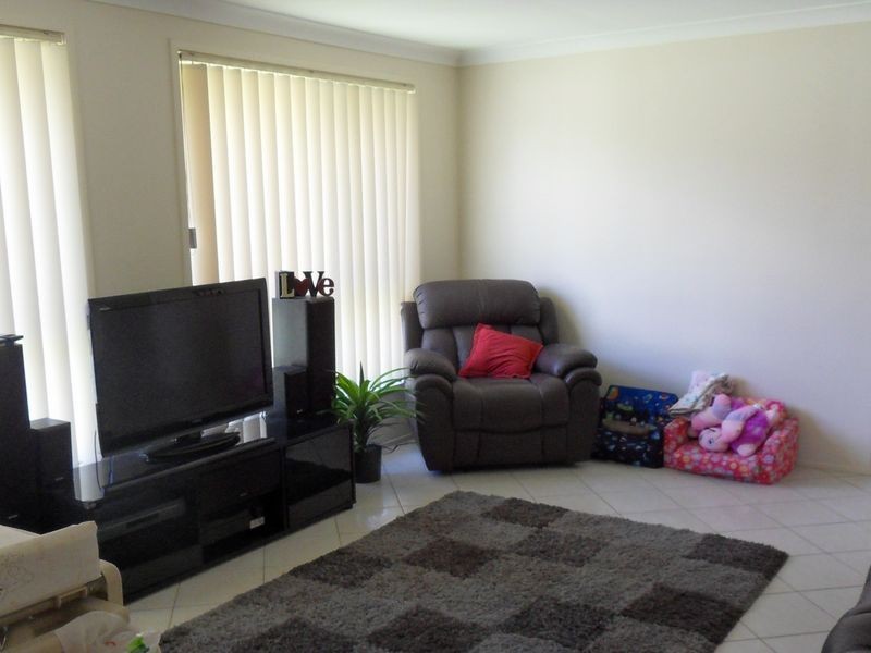 14 Ridgewood Drive, Woongarrah NSW 2259