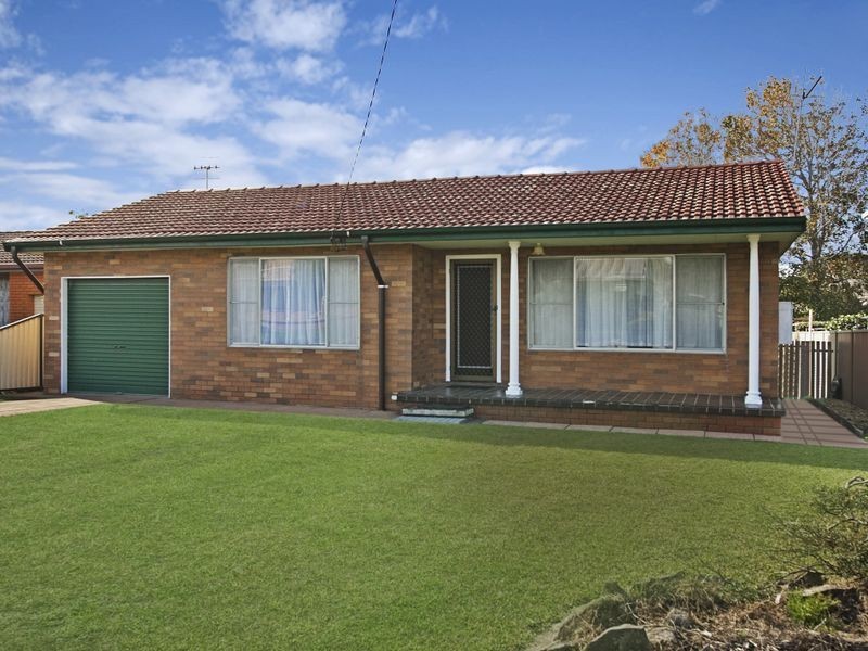17 Manuka Parade, Gorokan NSW 2263