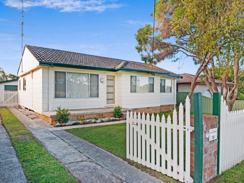 15 Westbrook Parade, Gorokan NSW 2263