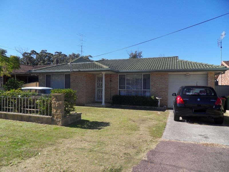 3 Merinda Avenue, Charmhaven NSW 2263