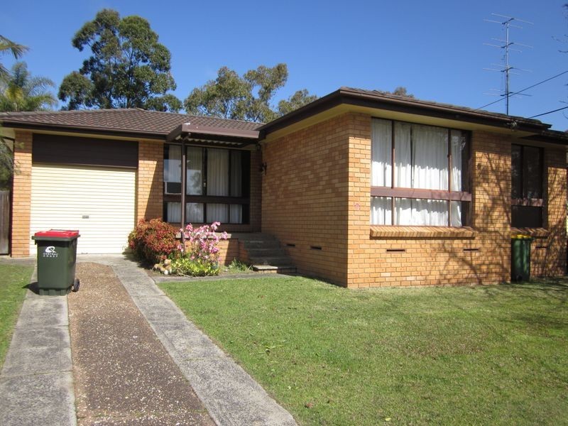 8 Monash Road, Kanwal NSW 2259
