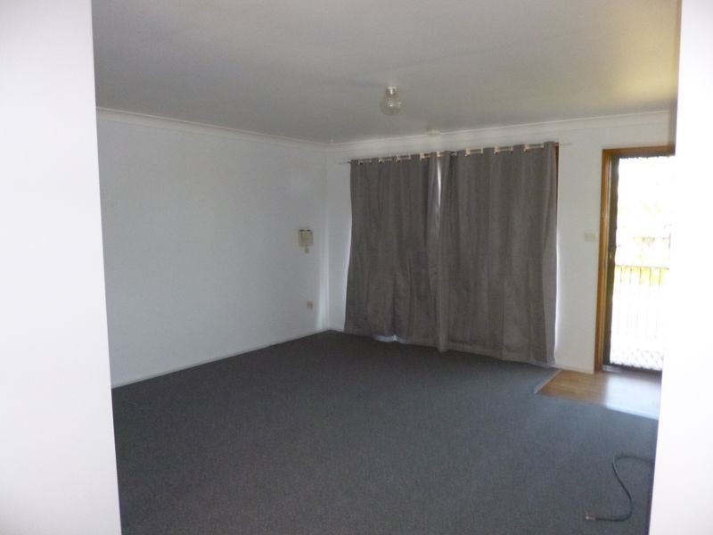26 Cadonia Road, Tuggerawong NSW 2259