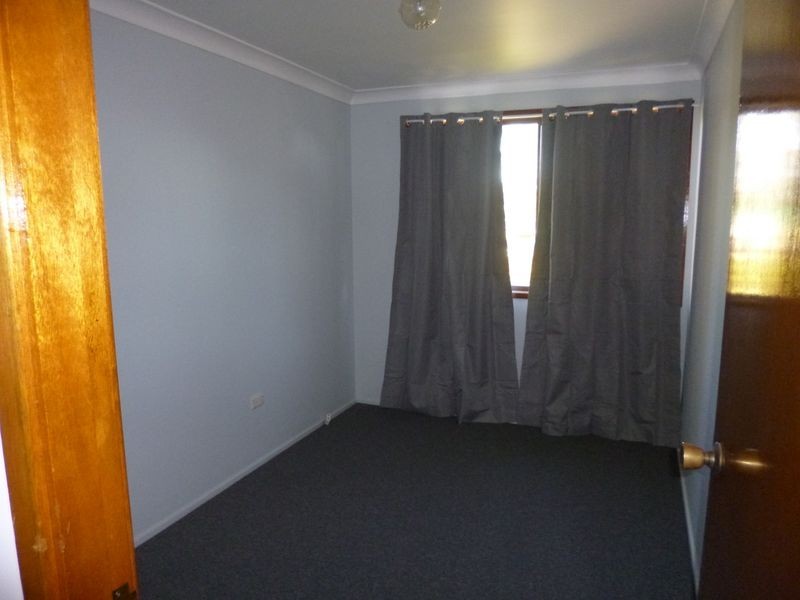 26 Cadonia Road, Tuggerawong NSW 2259