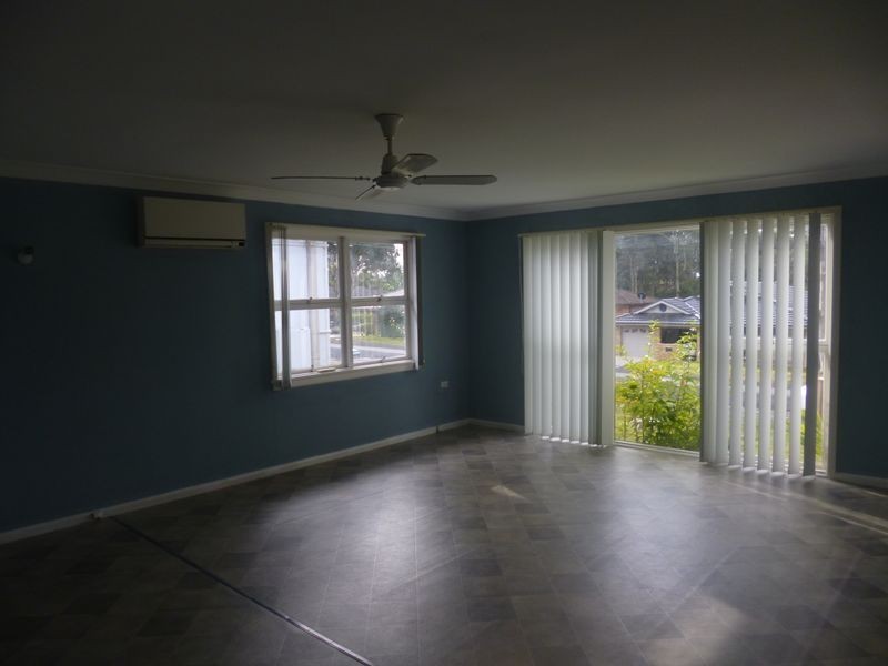 6 Inderan Avenue, Lake Haven NSW 2263