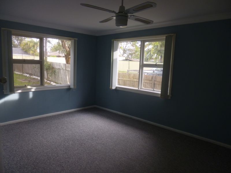 6 Inderan Avenue, Lake Haven NSW 2263