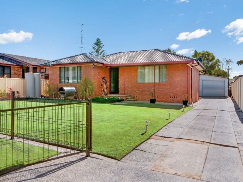 15 Balmoral Drive, Gorokan NSW 2263