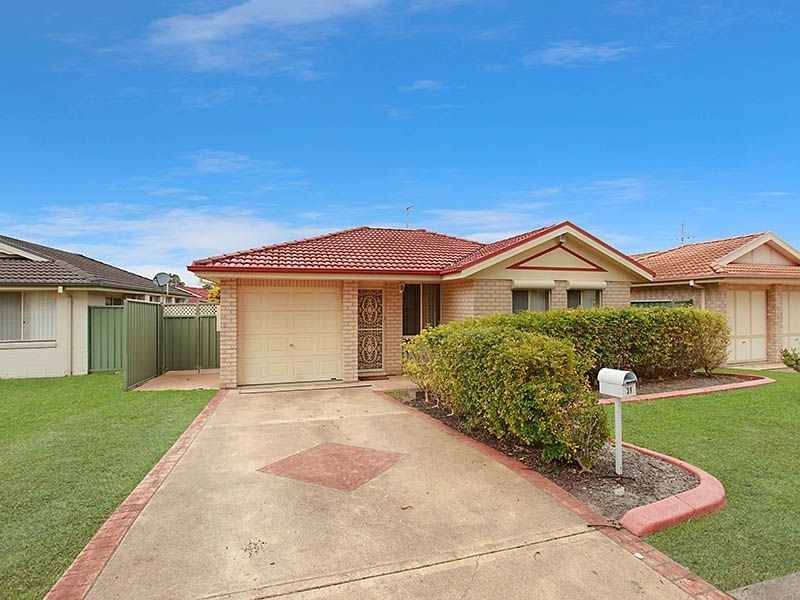 39 Lady Laurel Drive, Blue Haven NSW 2262