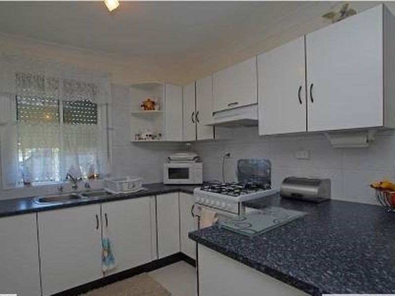 40 Belbowrie Street, Canton Beach NSW 2263