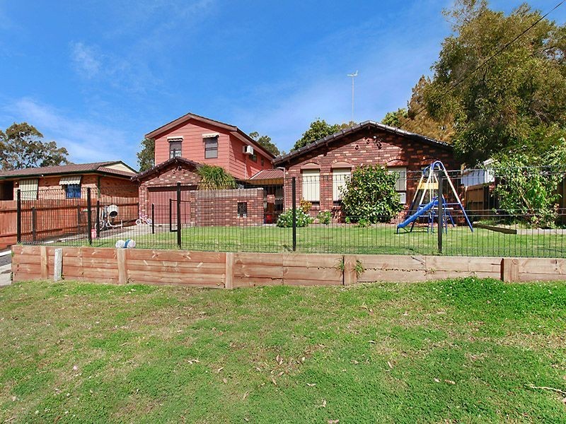 4 Buckland Avenue, Kanwal NSW 2259