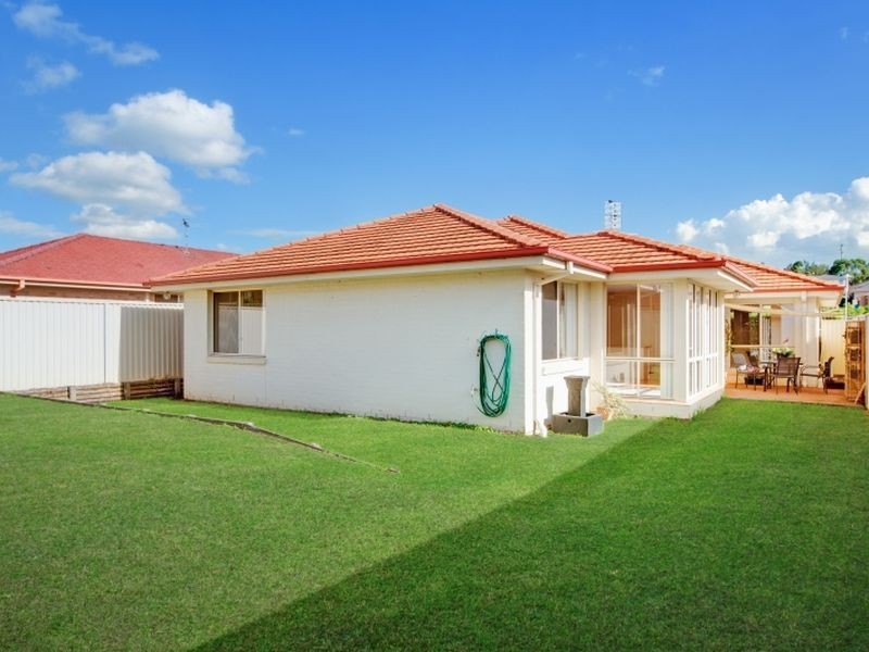 12 Begonia Place, Woongarrah NSW 2259