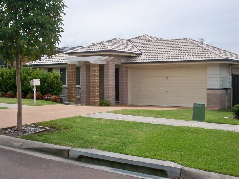 4 Connemara Street, Wadalba NSW 2259