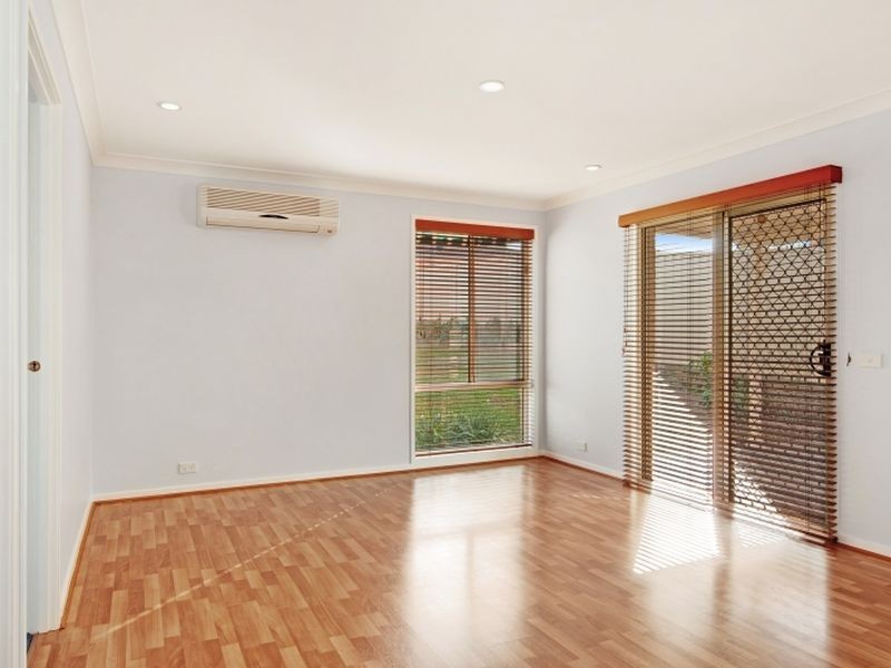 31 Loongana Crescent, Blue Haven NSW 2262