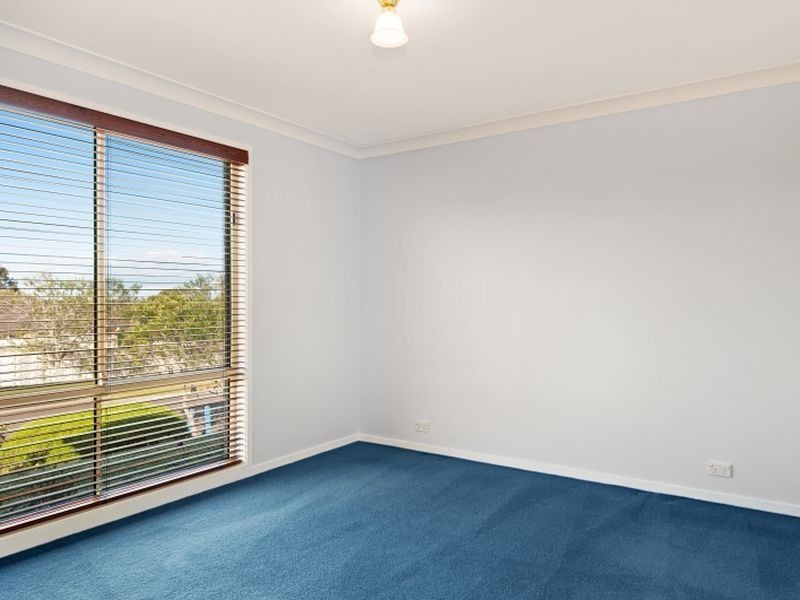 31 Loongana Crescent, Blue Haven NSW 2262