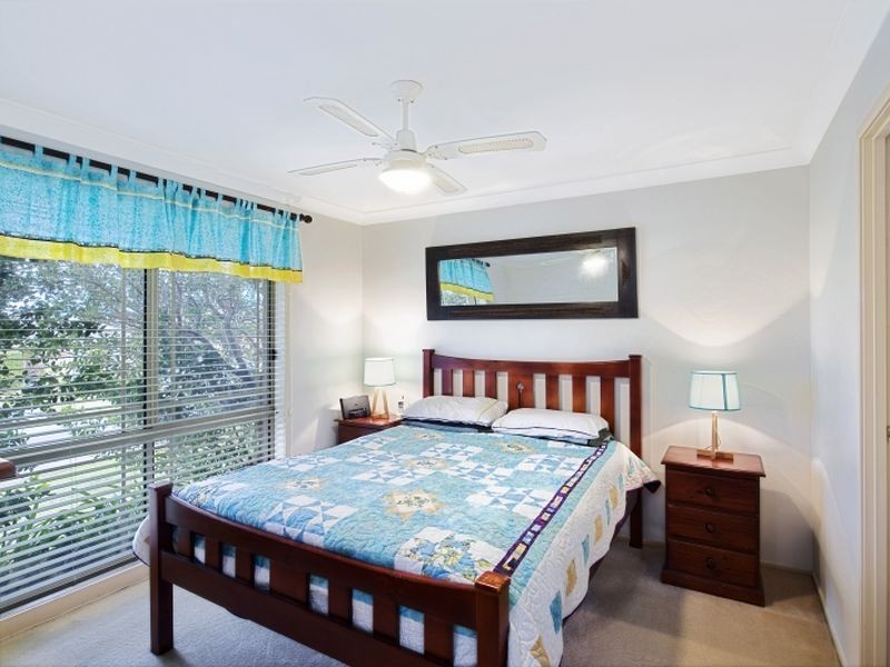 8 Bayside Street, Blue Haven NSW 2262