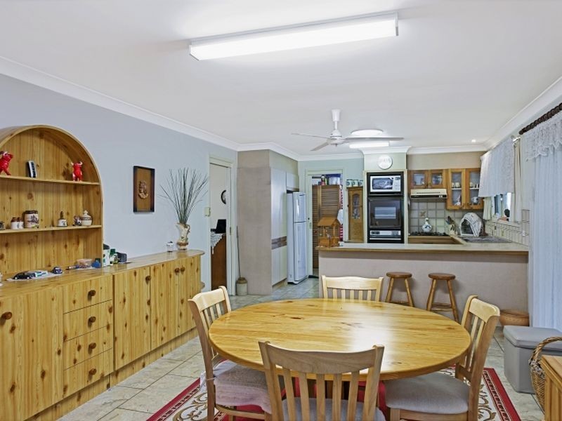 9 Parkside Drive, Charmhaven NSW 2263