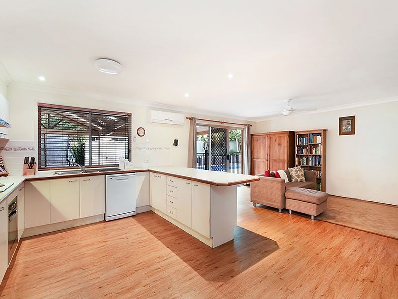 5 Bristol Close, Kanwal NSW 2259