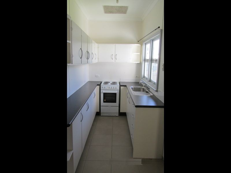 37 Athol Street, Toukley NSW 2263
