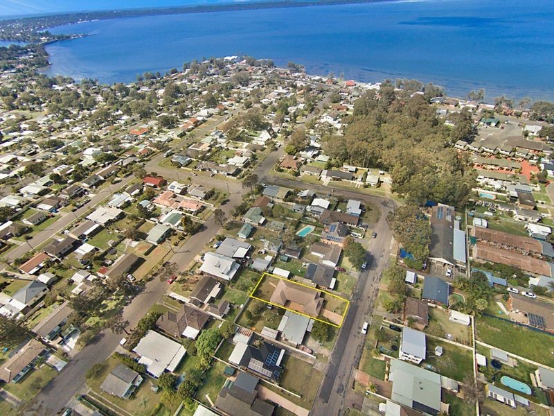 11 Balmoral Drive, Gorokan NSW 2263