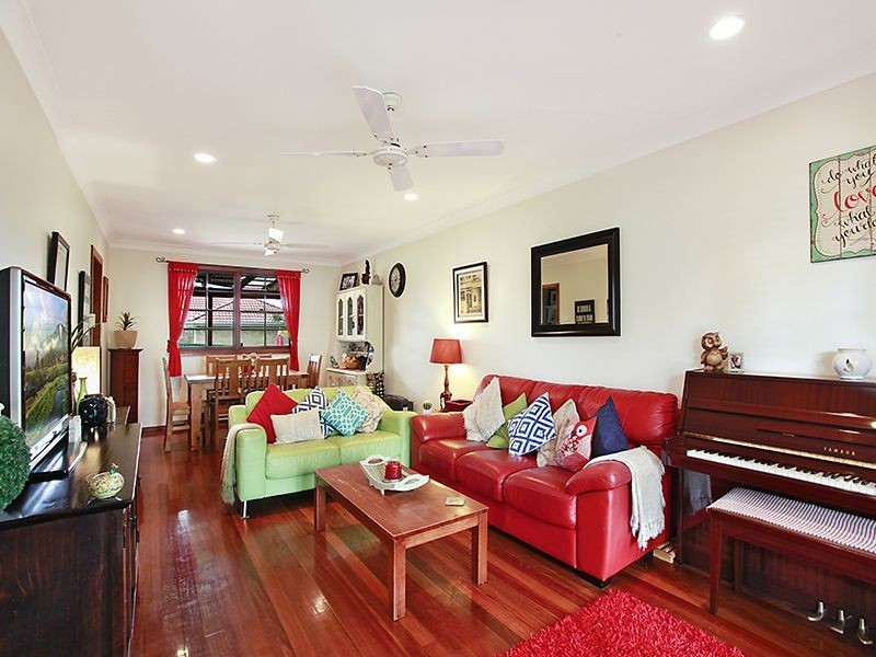 36 Cams Boulevard, Summerland Point NSW 2259