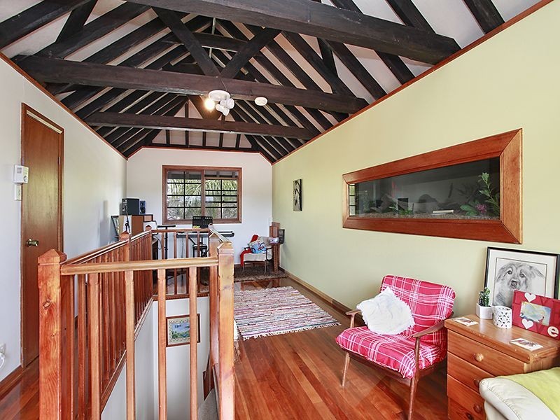 36 Cams Boulevard, Summerland Point NSW 2259