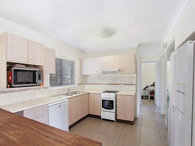 51 Allambee Crescent, Blue Haven NSW 2262