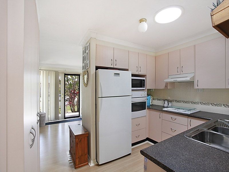 8 Barton Street Doyalson, Budgewoi NSW 2262