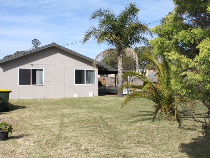 43 Second Avenue, Toukley NSW 2263