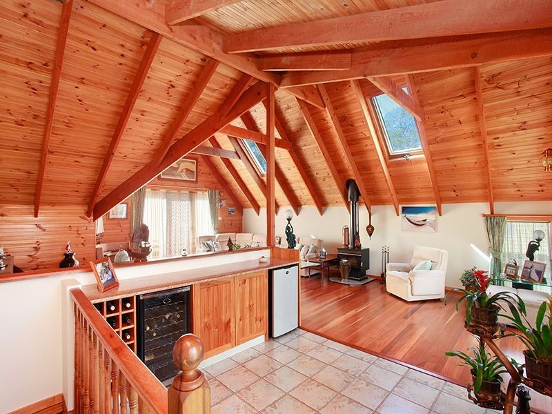 6 Lauren Avenue, Lake Munmorah NSW 2259