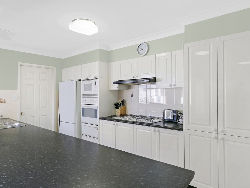 1 Stamford Close, Kanwal NSW 2259