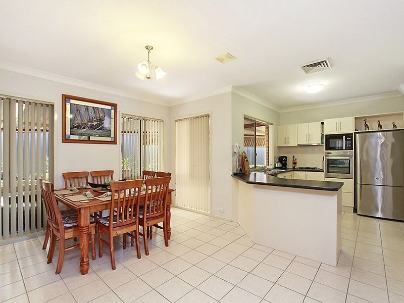 12 Mooball Road, Woongarrah NSW 2259