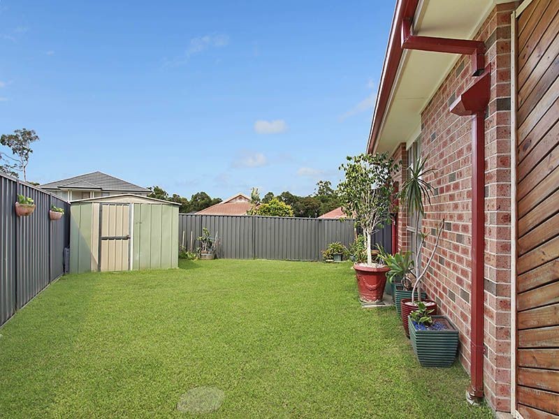 12 Mooball Road, Woongarrah NSW 2259