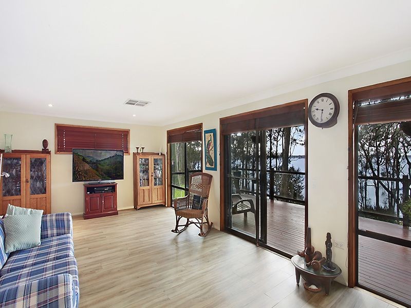 50 Tuggerawong Road, Wyongah NSW 2259