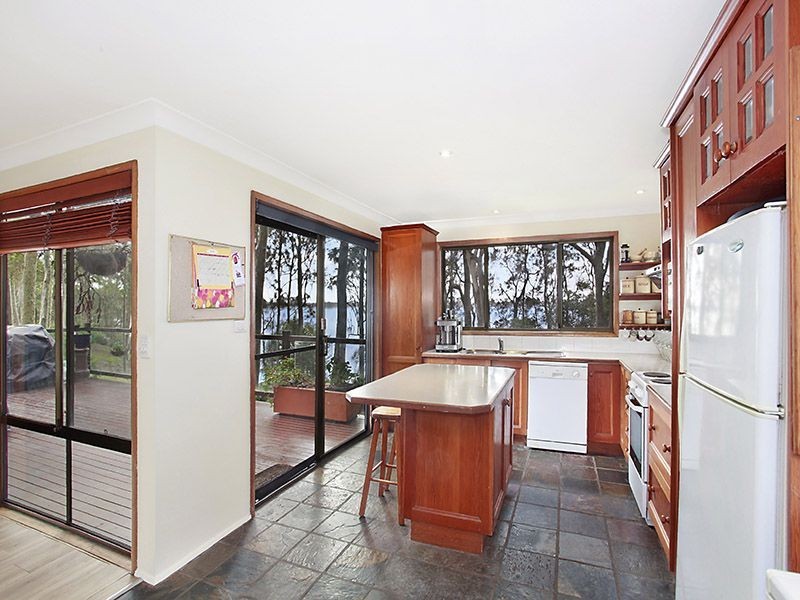 50 Tuggerawong Road, Wyongah NSW 2259