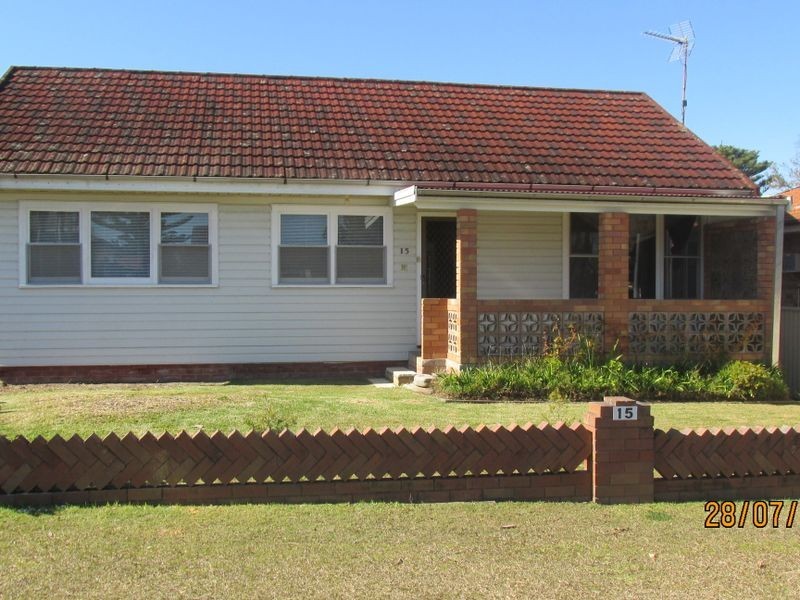 15 Fravent Street, Toukley NSW 2263
