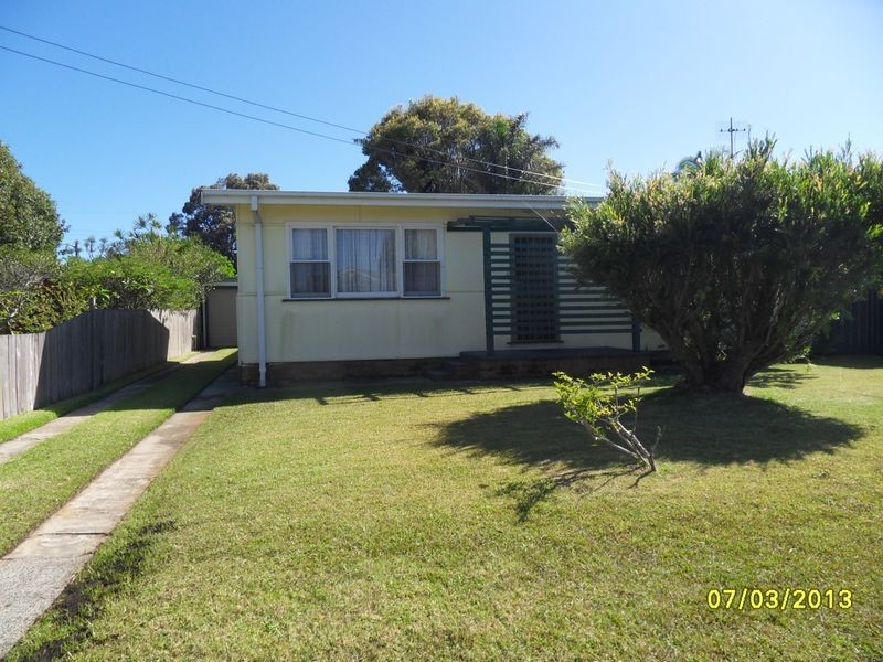 4 Beachcomber Parade, Toukley NSW 2263