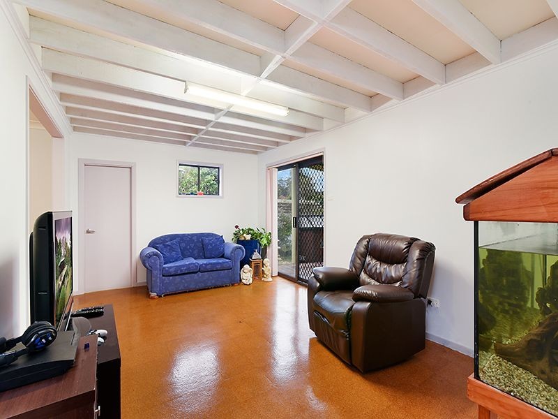 49 Delia Avenue, Budgewoi NSW 2262