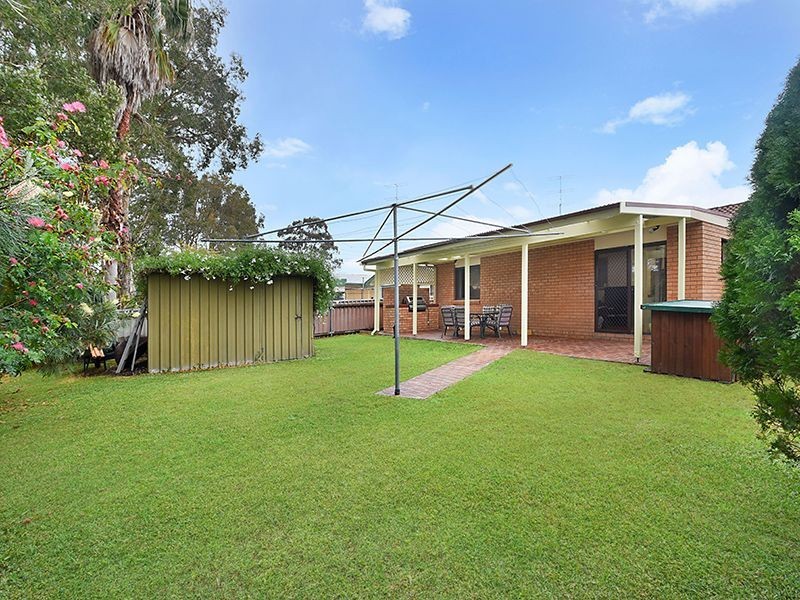 49 Delia Avenue, Budgewoi NSW 2262