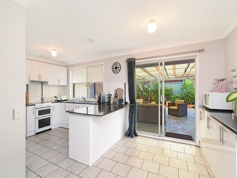 2 Gorokan Drive, Lake Haven NSW 2263