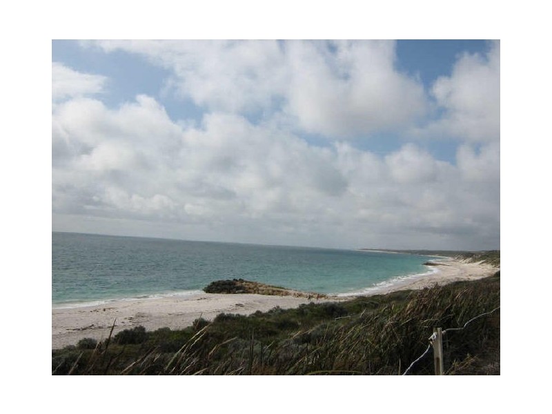 114 Ocean Drive, Quinns Rocks WA 6030