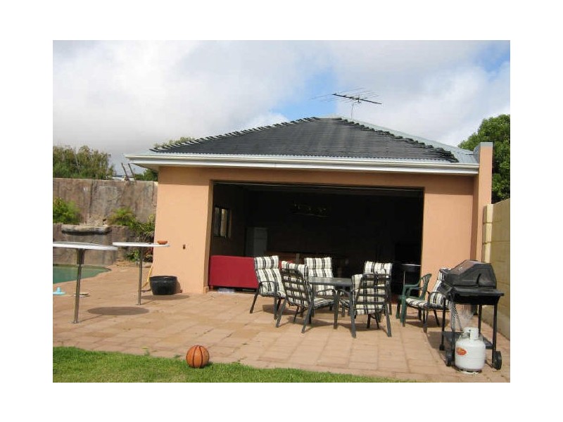 114 Ocean Drive, Quinns Rocks WA 6030