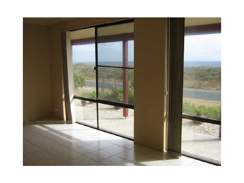 32 Ocean Drive, Quinns Rocks WA 6030